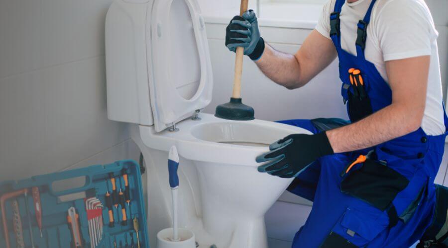 Professional emergency plumbing in Edroy, TX